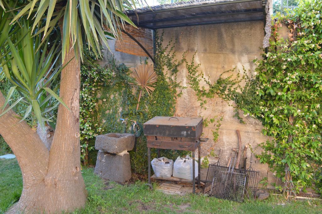 La Reggia Dell'Etna Villa Zafferana Etnea Buitenkant foto